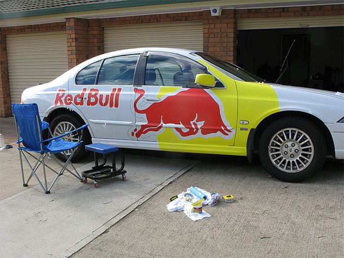 Right hand side, the bull and sun complete